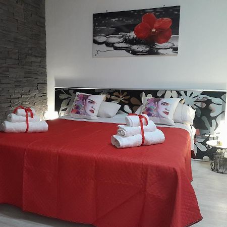 Sea Holiday Orchidea Palermo Bagian luar foto