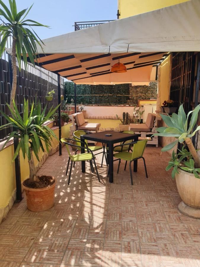 Sea Holiday Orchidea Palermo Bagian luar foto