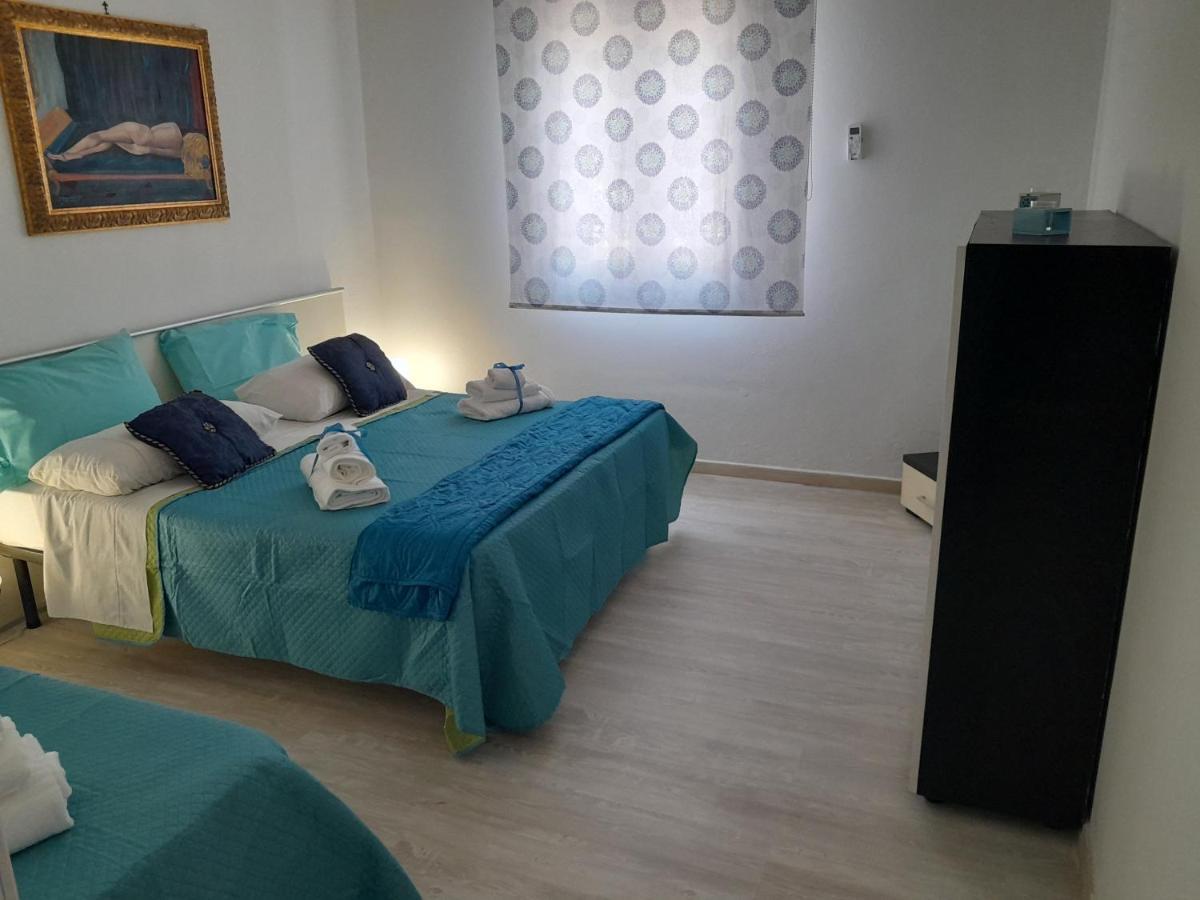 Sea Holiday Orchidea Palermo Bagian luar foto
